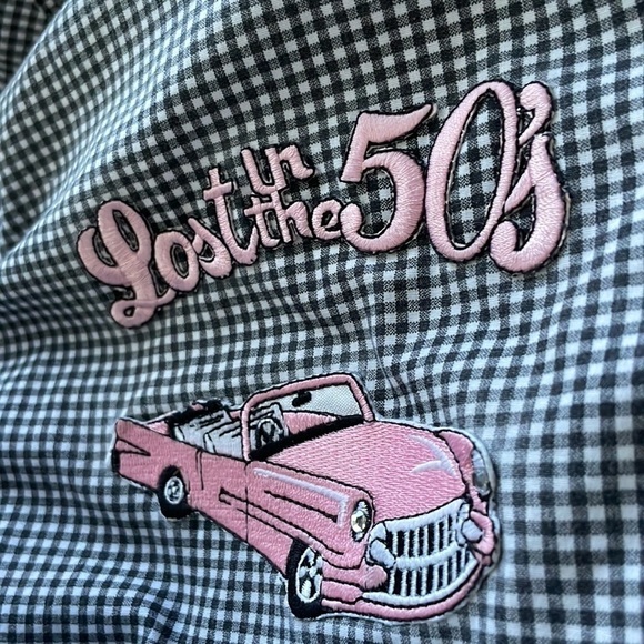 Las‎ Olas “ Lost in the 50’s “ Rock N Roll Button Up Shirt - Picture 3 of 12